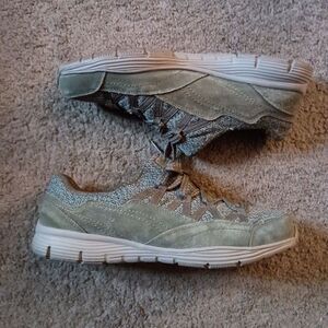 Skechers Seager Zip-line Grey/Taupe Beige Sz 9.5 Ladies Sneakers PRE-OWNED